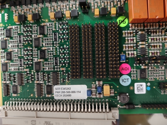 IOC4T 200-560-000-014 کارت I/O به عنوان رابط سیگنال محافظت از ماشین آلات و نظارت بر وضعیت اساسی عمل می کند