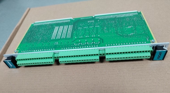 IOC4T 200-560-000-114 کارت I/O به عنوان رابط سیگنال محافظت از ماشین آلات و نظارت بر وضعیت اساسی عمل می کند