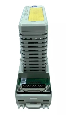 ABB DI880 3BSE028586R1 ماژول ورودی دیجیتال HI S/R 16 کانال ماژول برای S800