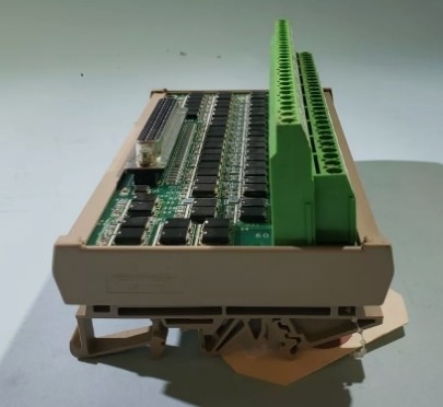 IS210DTCIH1A GE Simplex Cantact Input With Group Isolation Terminal Board Mark VI Series DIN-rail (دخول کانتاکت ساده GE با تخته ترمینال انزوا گروهی مارک ششم سری DIN)