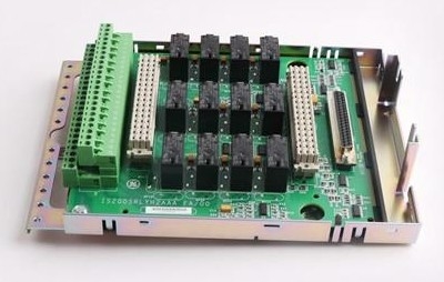 IS230SRLYH2A GE Simplex Relay I/O Pack Output PLC ترمینال بورد الکتریکی متمایز مارک سری VI