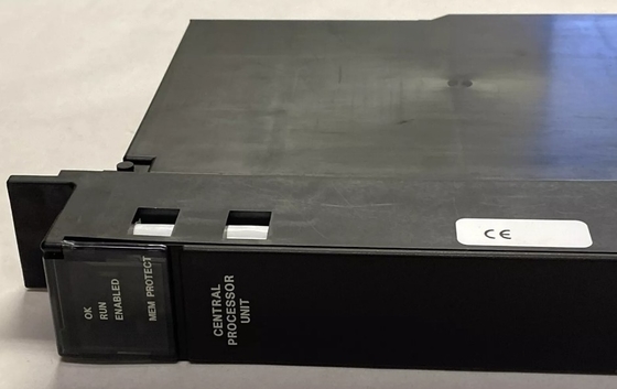 IC697CPM915 GE 32 MHz 32 بیت پردازنده مرکزی نقطه شناور واحد حافظه 1 مگابایت