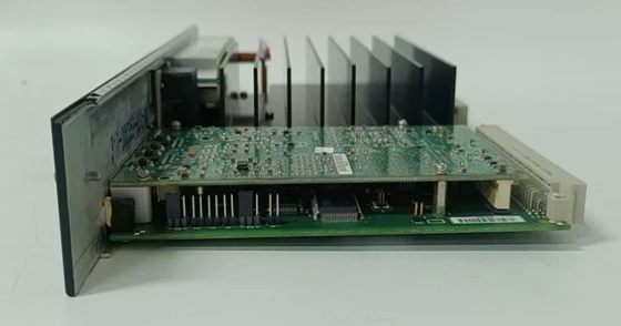IC698CPE030 واحد پردازش مرکزی GE CPU با I / O و ماژول گزینه هوشمند ارتباط برقرار می کند