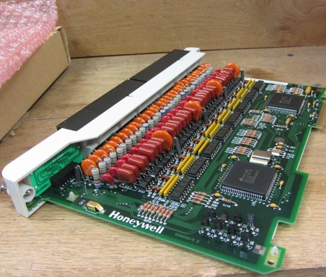 هانیول 621-1180RC 115 VAC Digital Input Board 32 ماژول PLC PT
