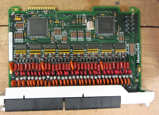 هانیول 621-1180RC 115 VAC Digital Input Board 32 ماژول PLC PT