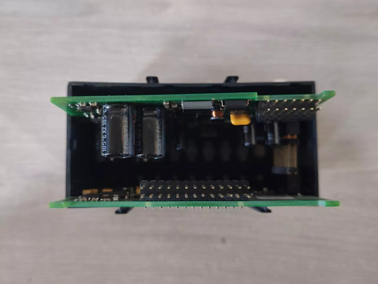 ماژول ورودی آنالوگ اتوبوس Honeywell XFL821A LONWORKS با 8 ورودی آنالوگ