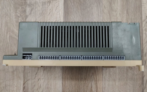 07KT97 GJR5253000R0200 ABB PLC واحد مرکزی ماژول کنترل اتوماسیون 24VDC