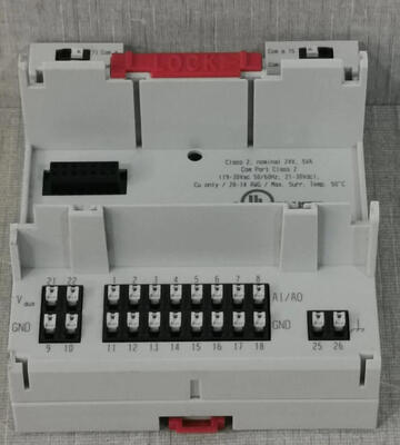 Honeywell XS821-22 24Vdc 110mA سوکت ترمینال خروجی شناور با طراحی جدایی ماژول و پایه