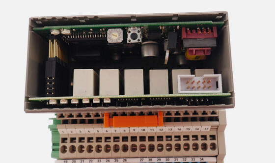 پایه ماژول PLC XSL514 Honeywell XSL 51 24Vdc 110mA با 12 ماه گارانتی