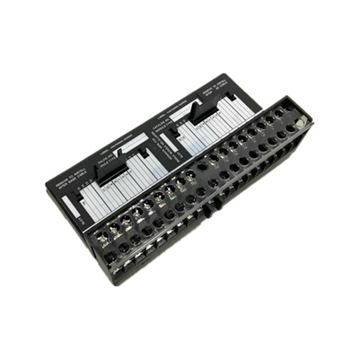 IC670CHS101 GE Fanuc GE میدان ورودی/خروجی پایه مانع ترمینال بلوک ورودی داغ جنرال الکتریک