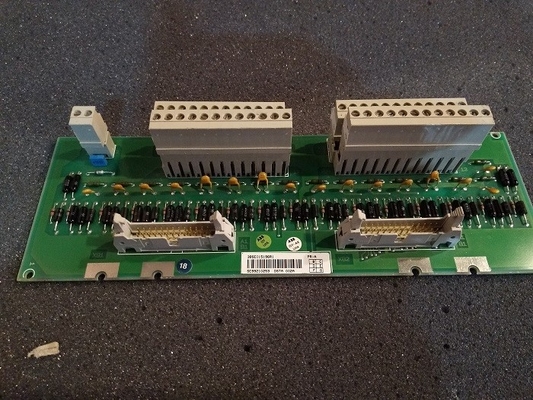 DSTA155P ABB S100 I/O پایانه واحد اتصال واحد PLC قطعات یدکی 3BSE018323R1