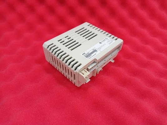 DI810 ABB S800 ماژول ورودی دیجیتال 24 ولت 16 CH PLC قطعات یدکی 3BSE008508R1