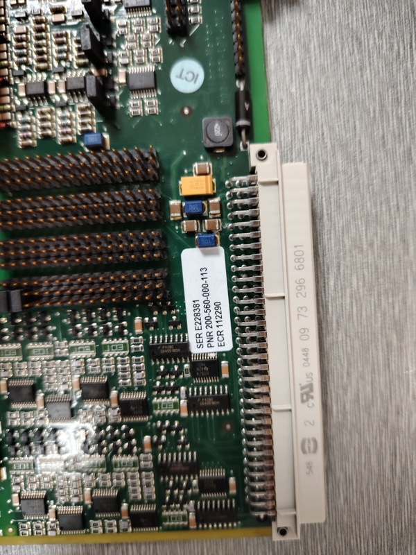 IOC4T 200-560-000-013 کارت I/O به عنوان رابط سیگنال محافظت از ماشین آلات و نظارت بر وضعیت اساسی عمل می کند