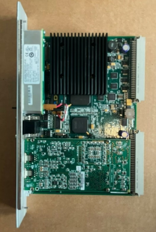 IC698CRE020 ماژول پردازنده GE 700 MHz PAC Systems RX7i پردازنده های با نسخه 2 فرم ویئر01