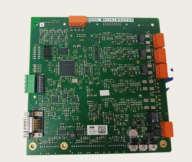 ماژول کنترل PSM0904 ABB با ورودی 100-240VAC، شش خروجی باینری و پوشش هم‌رنگ