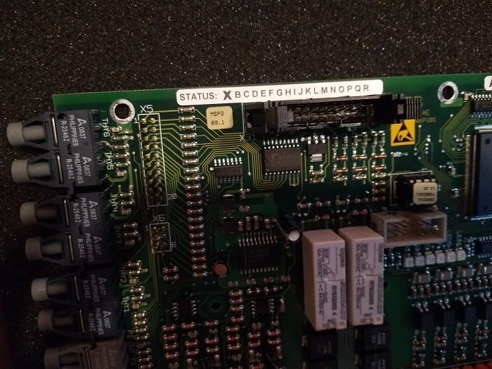UBC717AE01 ABB UB C717 AE01 منبع تغذیه درایوهای کنترل برد PLC قطعات یدکی HIEE300927R0001